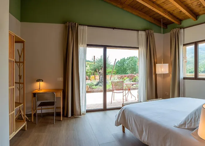 La Garza Y La Paloma